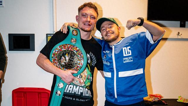 开云体育官网-道尔顿·史密斯：荣耀、质疑者、潜在对手背后的拳坛新章|拳王|WBC|金腰带|马蒂亚斯|比赛_新浪体育_新浪新闻